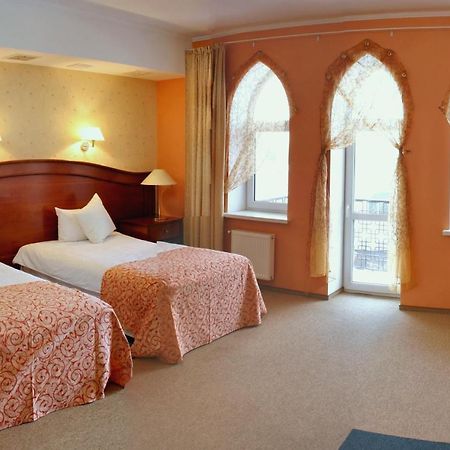 Premier Hotel Shafran Sumy Ngoại thất bức ảnh