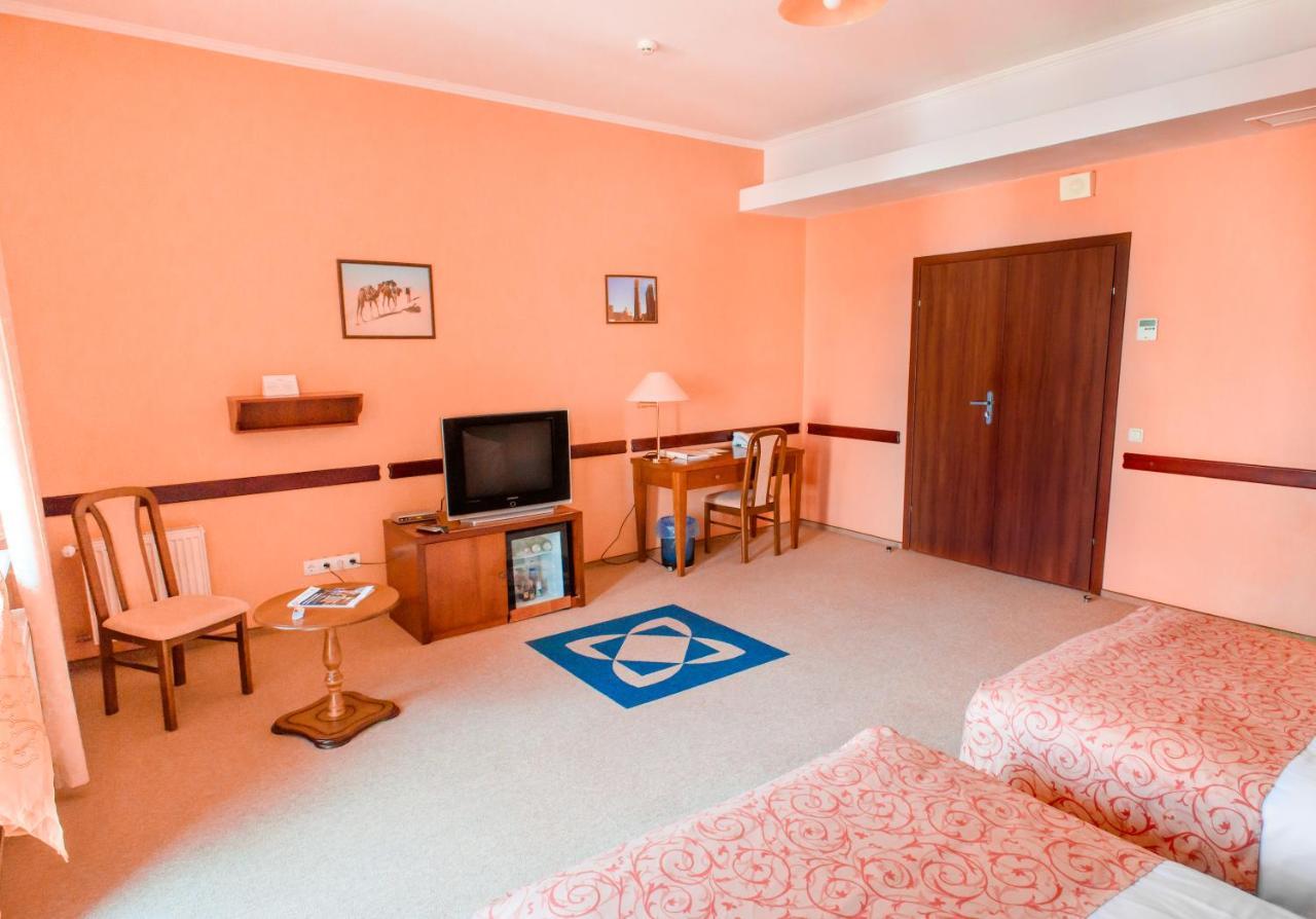 Premier Hotel Shafran Sumy Ngoại thất bức ảnh
