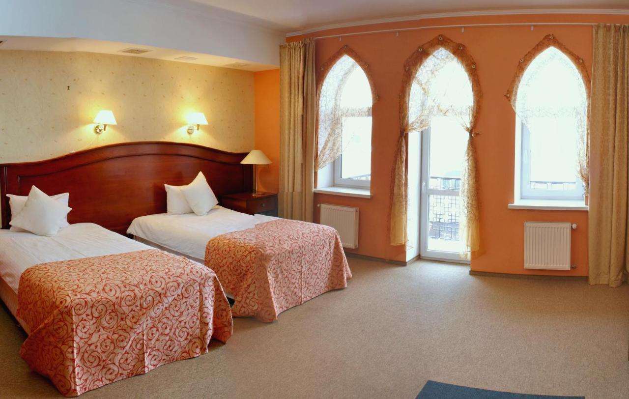 Premier Hotel Shafran Sumy Ngoại thất bức ảnh