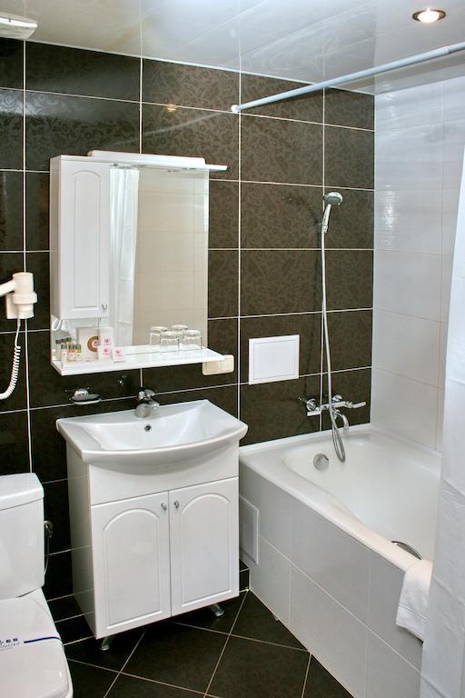 Premier Hotel Shafran Sumy Ngoại thất bức ảnh